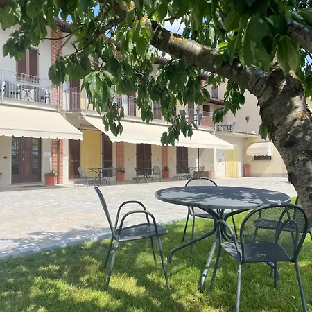 Casa de Campo Le Viole Barolo